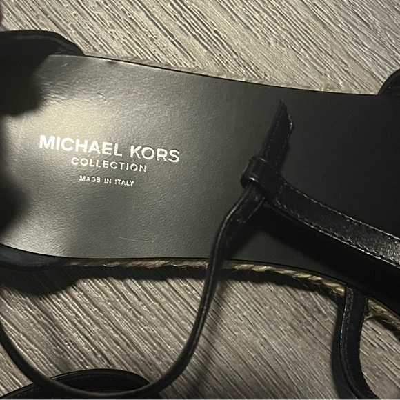 NWT Michael Kors Collection Sandals . - Picture 5 of 6